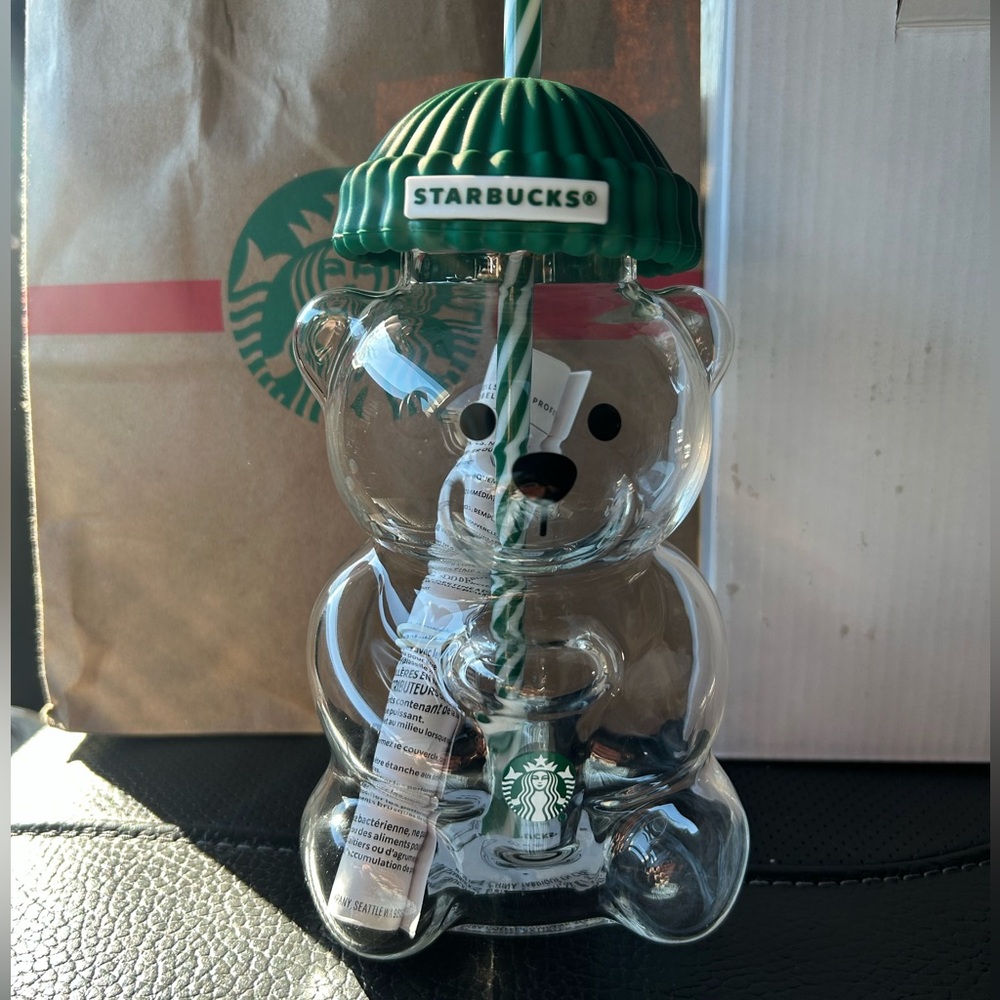 Starbucks bearista bear